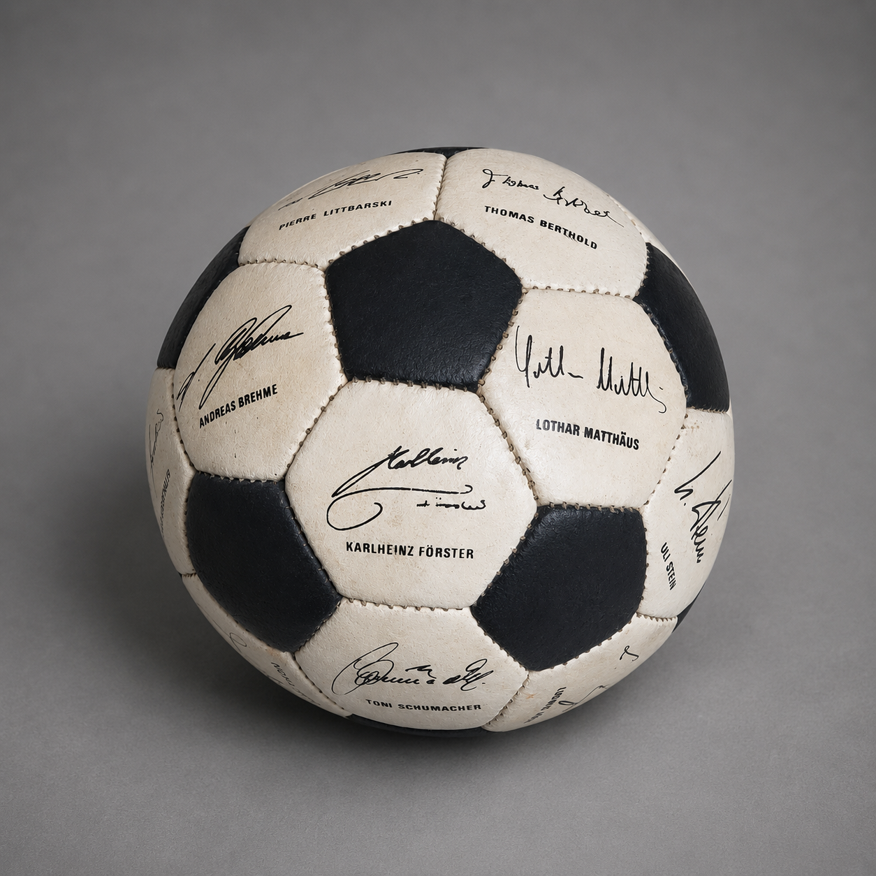 Vintage DFB Fußball Echtleder WM Mexiko 1986 Deutschland Faksimile Autogramme