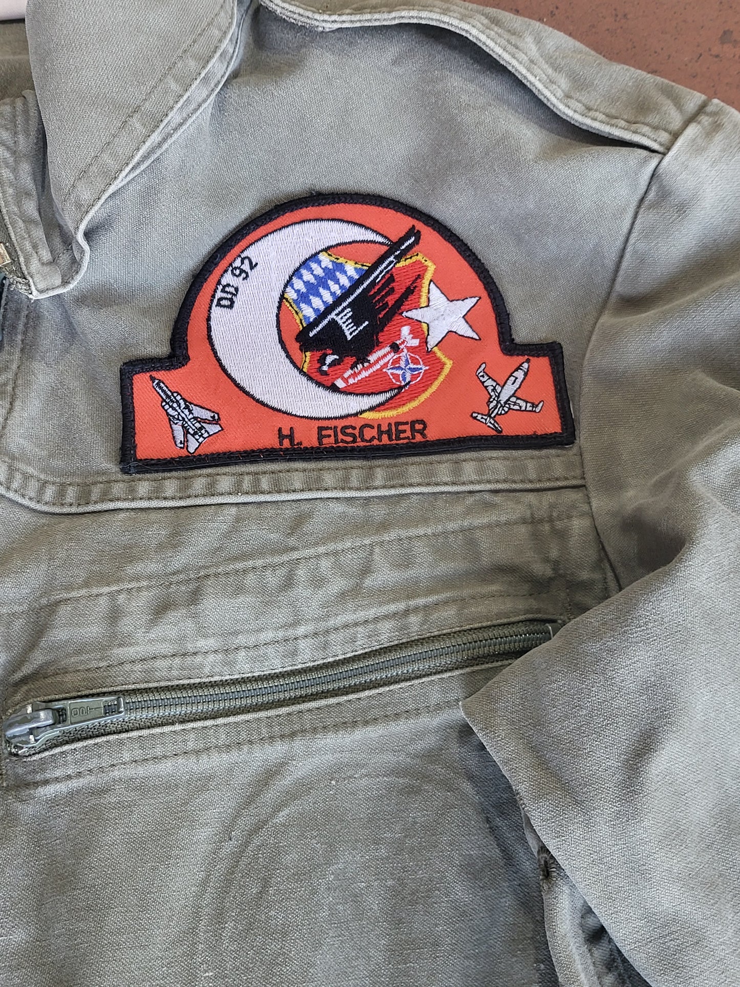 Bundeswehr Fliegeroverall 1988 Pilotenkombi Oliv mit Patches Goose Bay und mehr