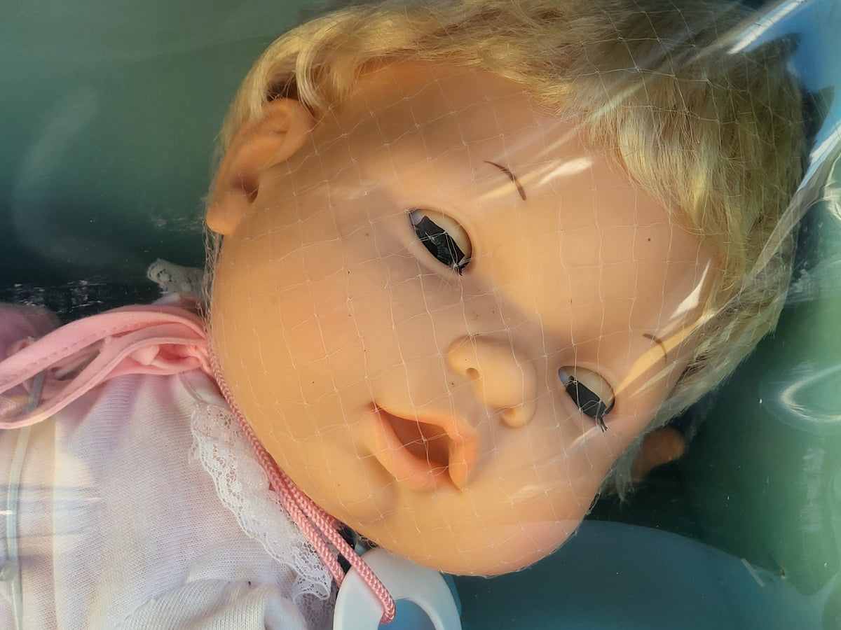 Hasbro Oopsie Baby Krabbelpuppe Funktionspuppe 5232 Neu OVP ungeöffnet Vintage