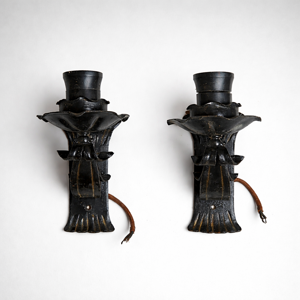 Vintage Wandleuchten 2er Set Kerzenleuchter Wandlampe 1930er 1940er Jahre Stahl Antik