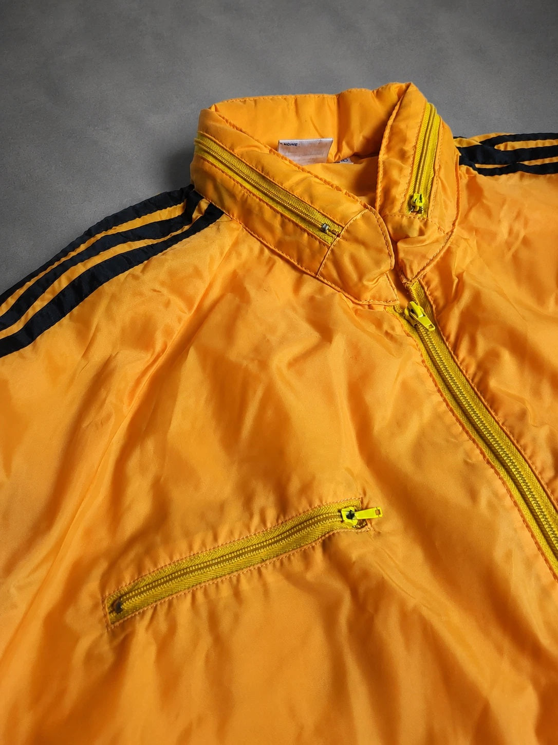 Real Vintage adidas Windbreaker Jacke 70er / 80er Jahre Oldschool Gelb Jacket