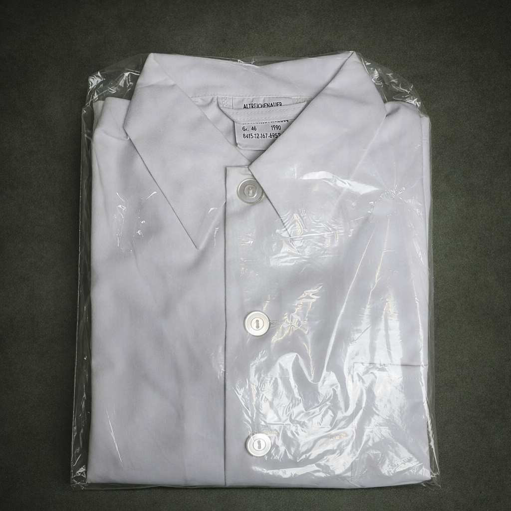 Original Bundeswehr Labor Arbeitskittel weiß Halb-Kittel Gr. 46 Neuware